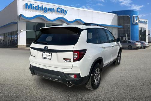 2023 Honda Passport AWD TrailSport