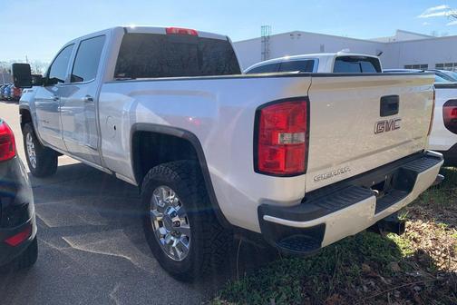 White Frost 2018 GMC Sierra 2500 Denali
