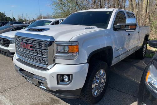 White Frost 2018 GMC Sierra 2500 Denali