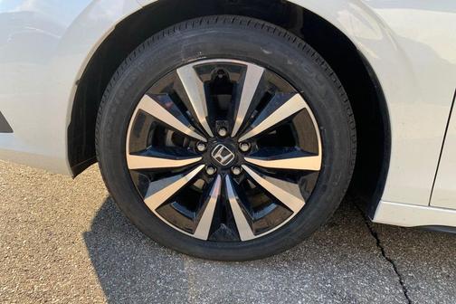 2023 Honda Civic EX-L