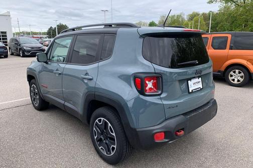 Anvil 2016 Jeep Renegade Trailhawk