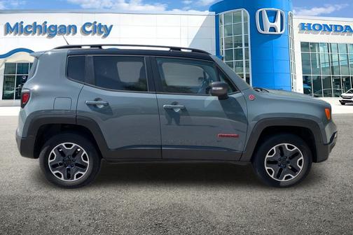 Anvil 2016 Jeep Renegade Trailhawk