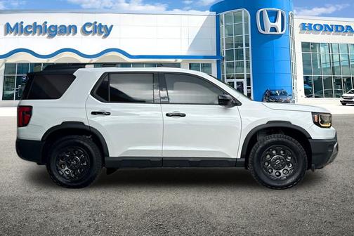 Platinum 2026 Honda Passport AWD TrailSport Elite Blackout