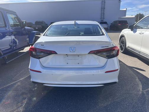 2024 Honda Civic Touring