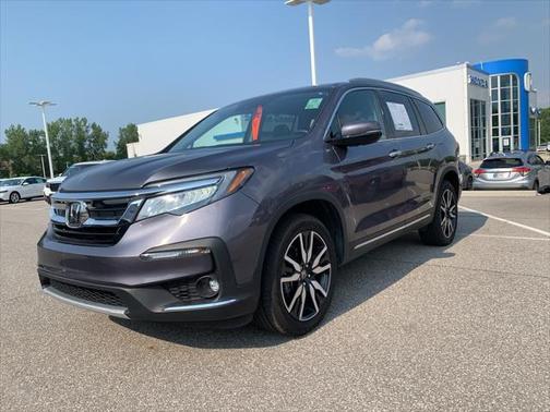2022 Honda Pilot Touring 8-Passenger