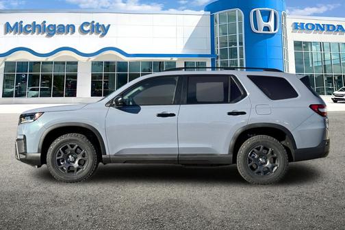 Gray 2026 Honda Pilot TrailSport