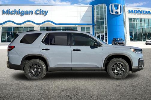Gray 2026 Honda Pilot TrailSport