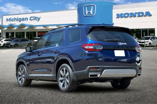 2025 Honda Pilot Touring 8-Passenger