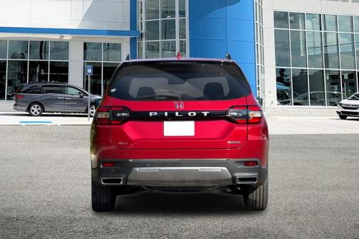 Radiant Red 2026 Honda Pilot Touring 8-Passenger