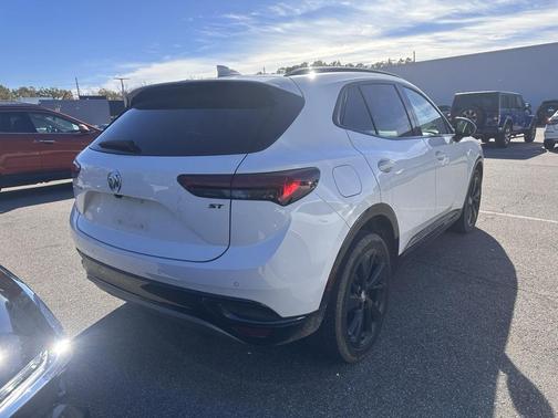 2023 Buick Envision Essence AWD