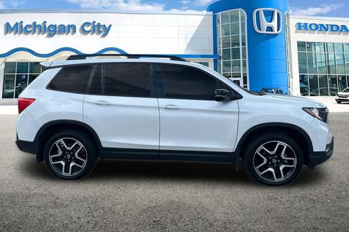 2023 Honda Passport AWD Elite