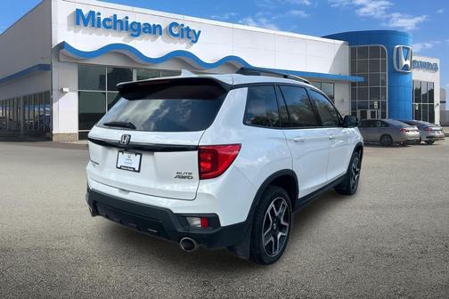2023 Honda Passport AWD Elite