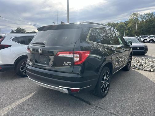 2021 Honda Pilot AWD Elite