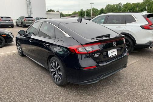 Crystal Black Pearl 2022 Honda Civic EX-L