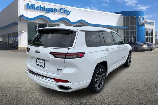 Bright White Clearcoat 2021 Jeep Grand Cherokee L Overland