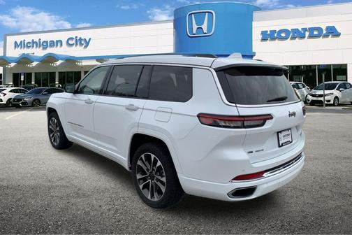 Bright White Clearcoat 2021 Jeep Grand Cherokee L Overland