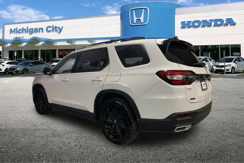 Platinum White Pearl 2025 Honda Pilot Black Edition