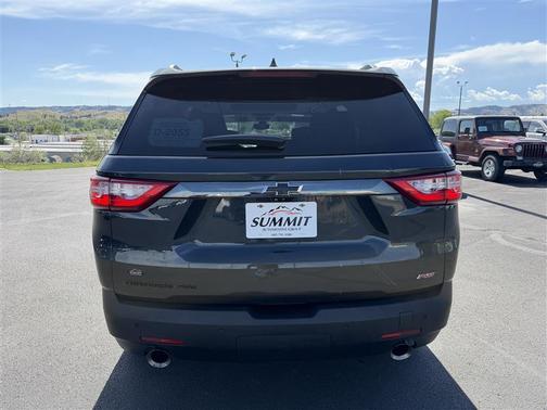 Graphite Metallic 2021 Chevrolet Traverse RS
