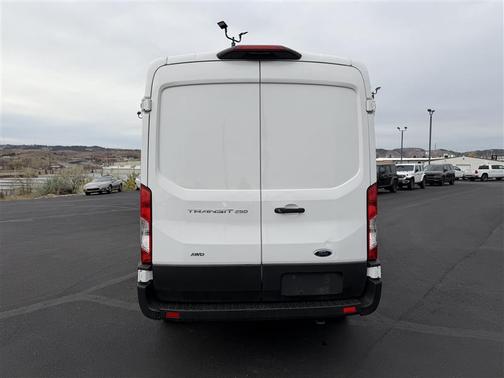 2023 Ford Transit-250 