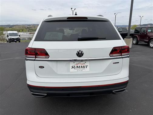 Pure White 2021 Volkswagen Atlas 3.6 V6 SE w/ Technology