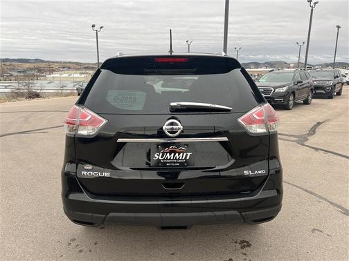 2016 Nissan Rogue SL