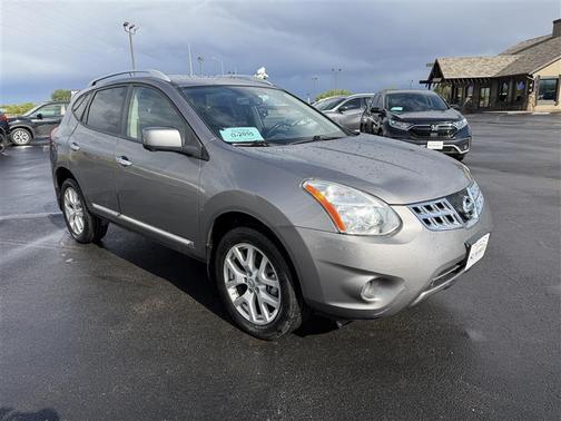 Platinum Graphite Metallic 2013 Nissan Rogue SV w/SL Pkg