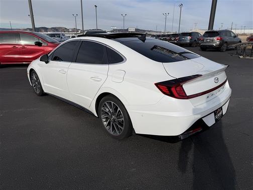 2021 Hyundai SONATA Limited