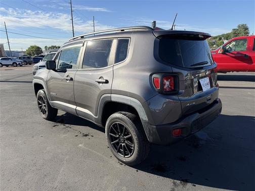 Granite Crystal Clearcoat Metallic 2021 Jeep Renegade Latitude
