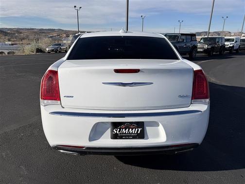 2020 Chrysler 300 Limited