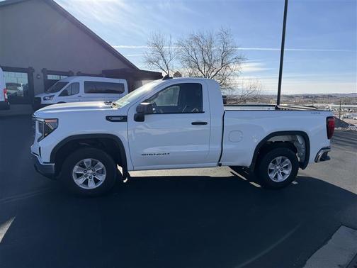 2024 GMC Sierra 1500 Pro