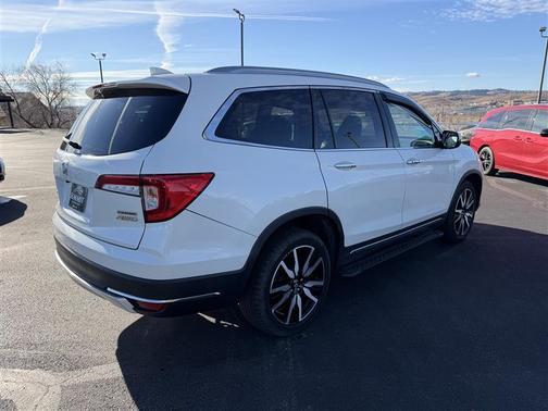2019 Honda Pilot Touring 7-Passenger