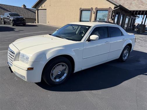 2005 Chrysler 300 Touring