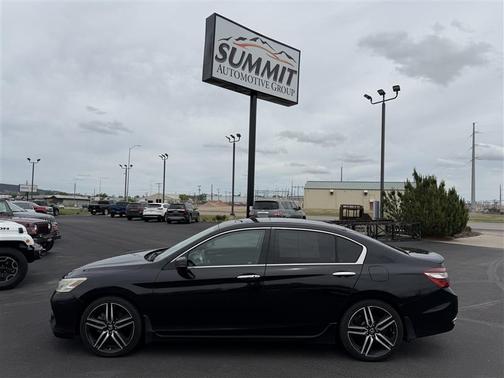 Crystal Black Pearl 2016 Honda Accord Touring