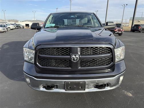 2016 RAM 1500 SLT