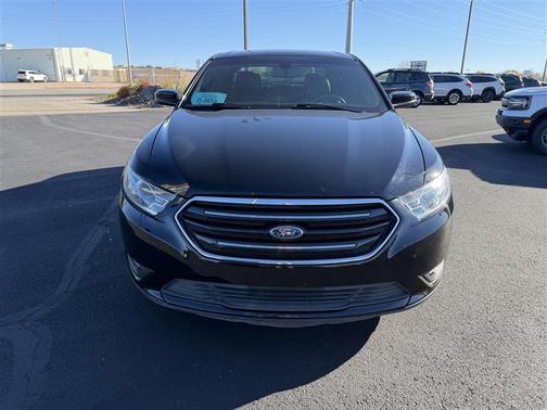 2018 Ford Taurus SEL