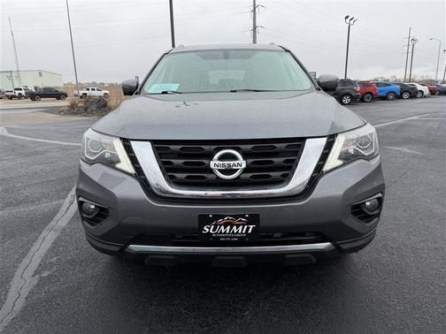 2018 Nissan Pathfinder Platinum