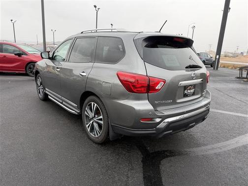 2018 Nissan Pathfinder Platinum
