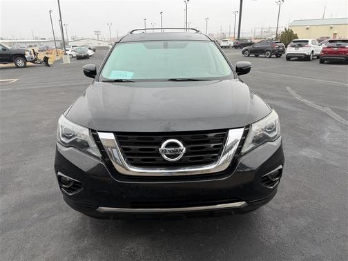 2017 Nissan Pathfinder SV