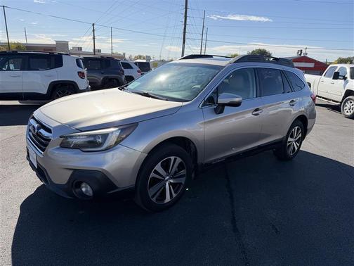 Tungsten Metallic 2018 Subaru Outback 3.6R Limited