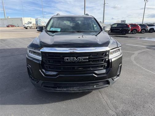 2021 GMC Acadia SLT