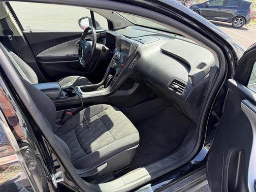 Black 2014 Chevrolet Volt Base