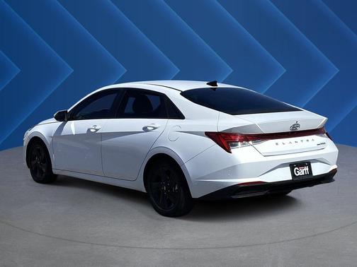 Ceramic White 2022 Hyundai ELANTRA HEV Blue
