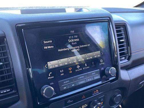 Super Black 2024 Nissan Frontier PRO-4X