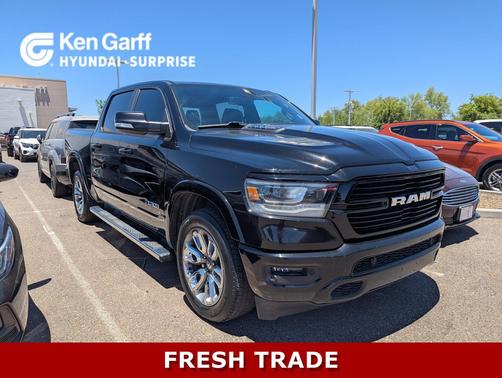 Diamond Black Crystal Pearlcoat 2020 RAM 1500 Laramie