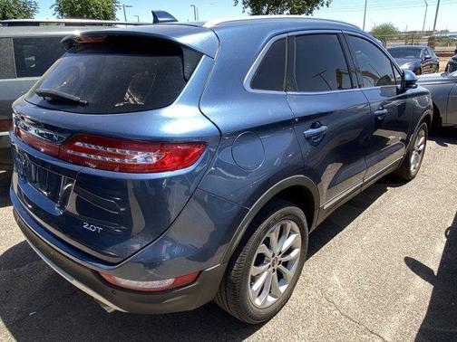 Blue Diamond Metallic 2018 Lincoln MKC Select