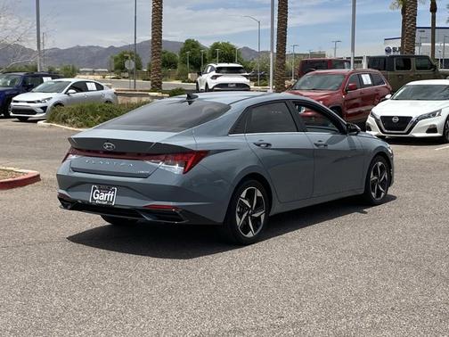 2023 Hyundai ELANTRA Limited