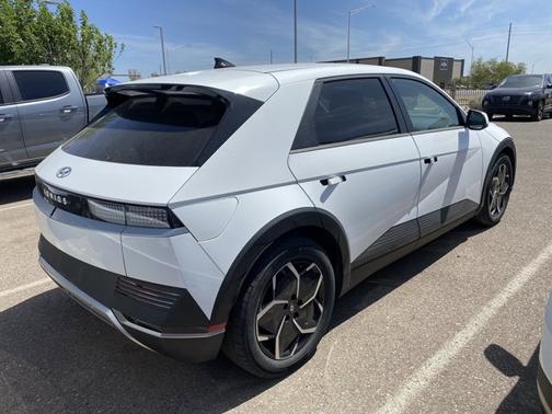 2022 Hyundai IONIQ 5 SE