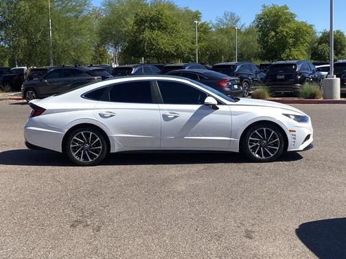 2022 Hyundai SONATA Limited