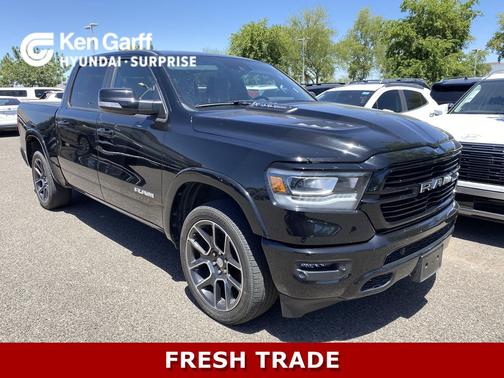 Diamond Black Crystal Pearlcoat 2021 RAM 1500 Laramie