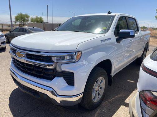 Summit White 2025 Chevrolet Silverado 1500 LT